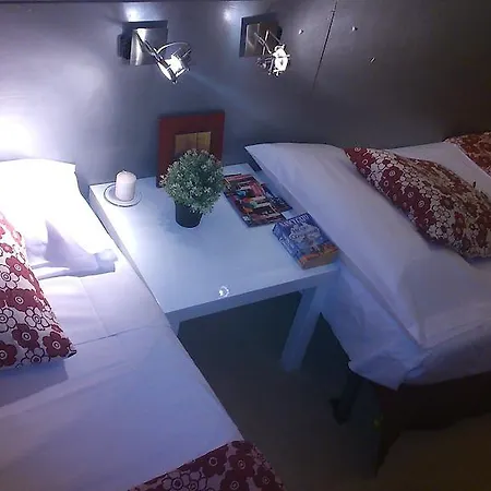 Los Amigos Hostel-3